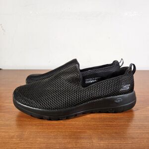 Skechers Womens Go Walk Joy 15600W  Black Casual Shoes Sneakers Size 10 Wide